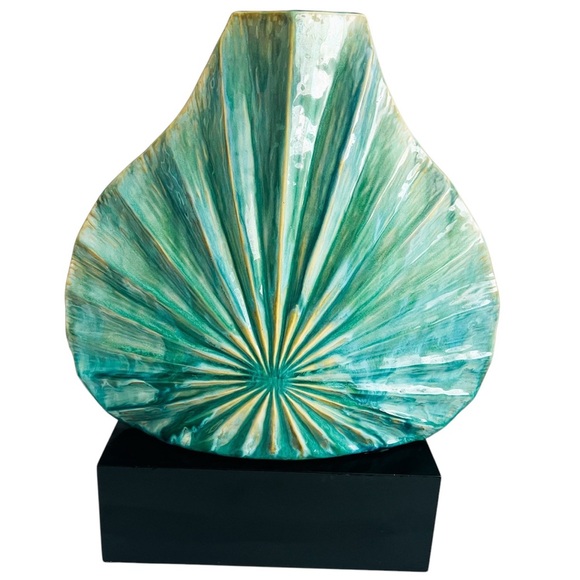 Vintage Art Pottery Clam Shell Shape Vase Resting on Rectangular Wood Base - Picture 1 of 6